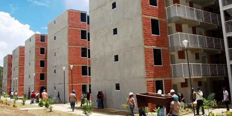 Entra en vigor acuerdo para el programa de vivienda de bajo costo en la CDMX