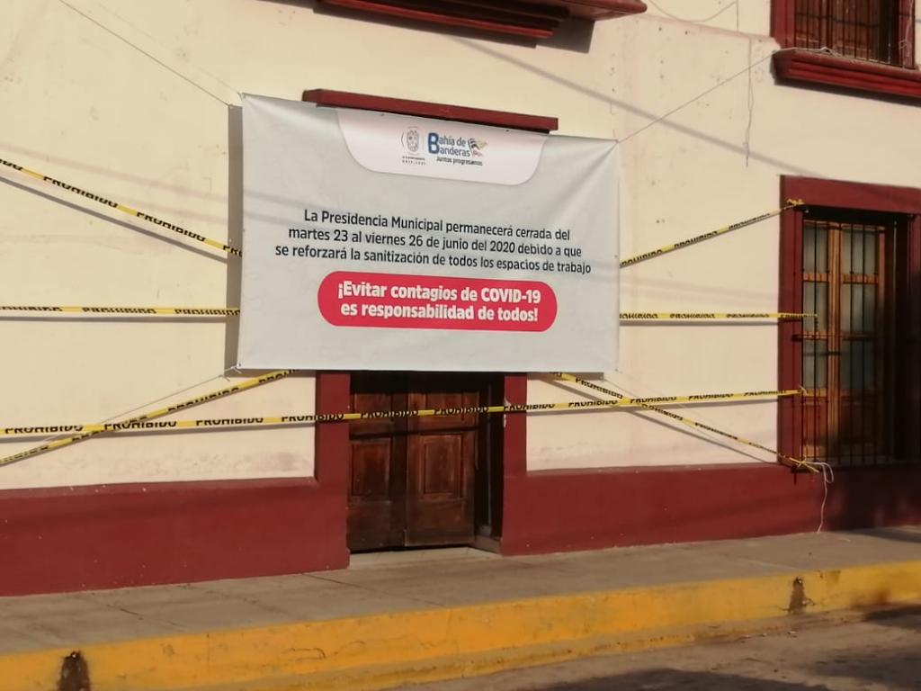 Cierran la presidencia municipal de Bahía de Banderas por contagios de COVID-19