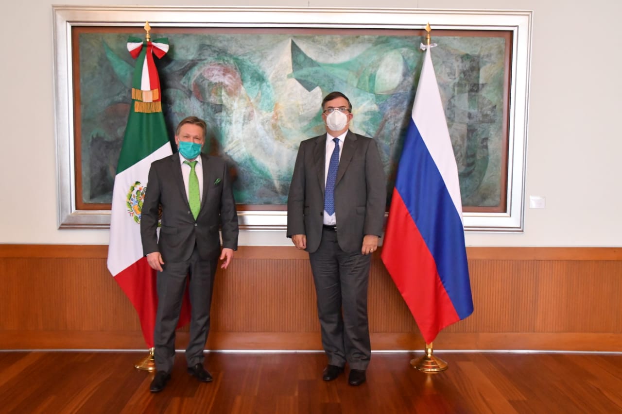 Ebrard manifiesta a Rusia el interés de México en la vacuna contra COVID-19