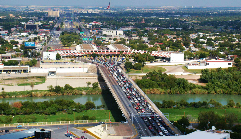 Laredos gestionan la reapertura de puentes internacionales