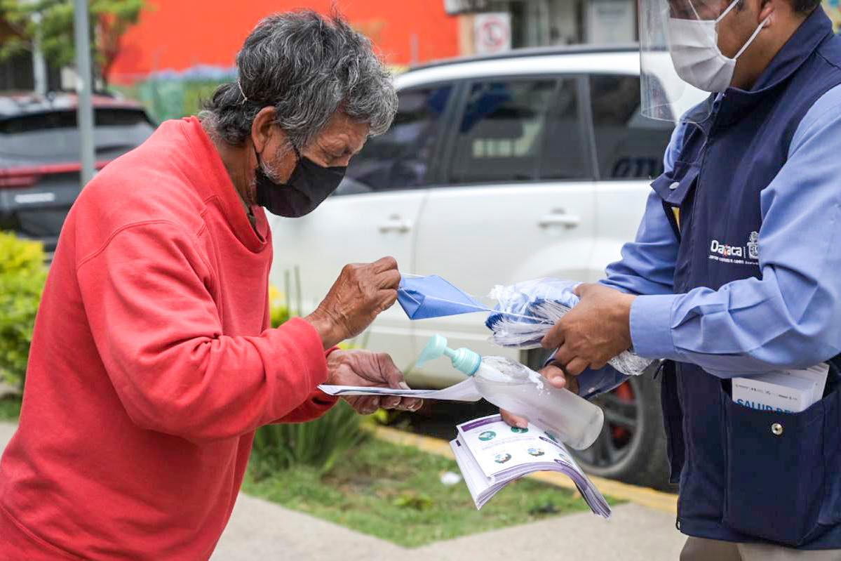 Oaxaca regresa al semáforo naranja ante aumento de contagios