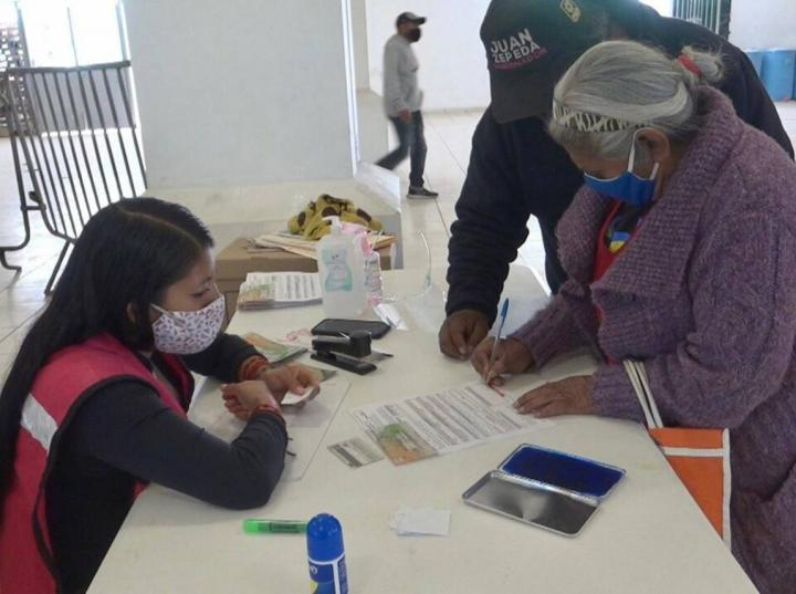 Municipio de Nezahualcóyotl otorga vales para reactivar economía