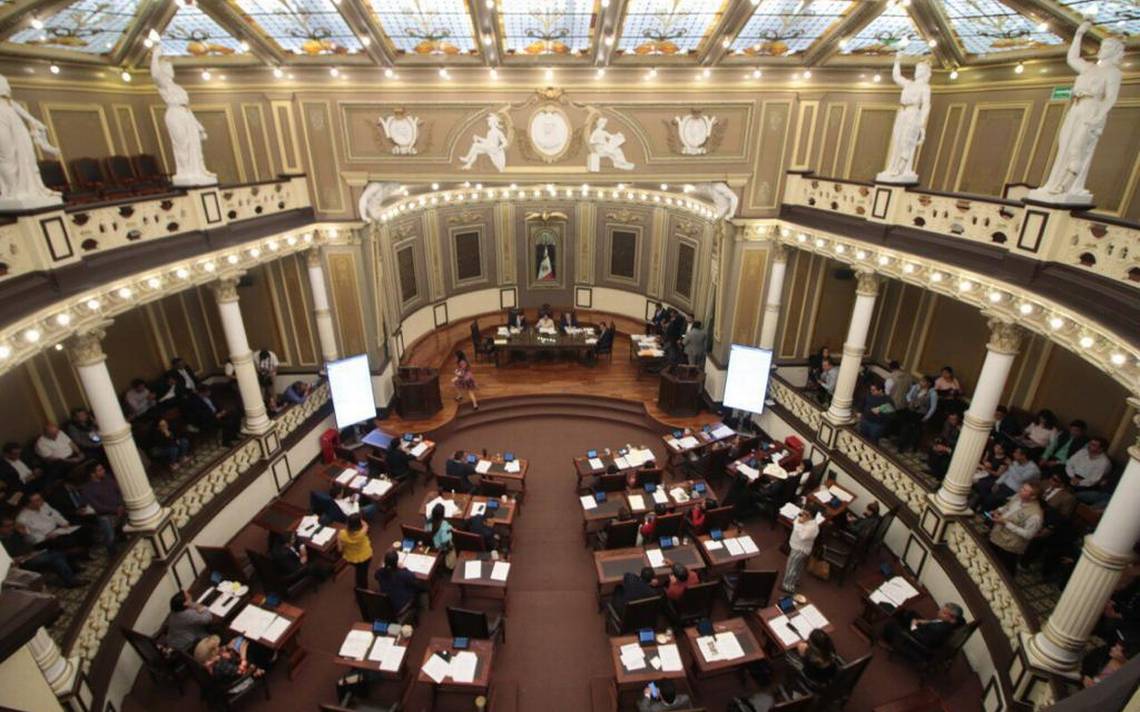 Diputados y alcaldes de Puebla podrán buscar la reelección sin dejar su cargo