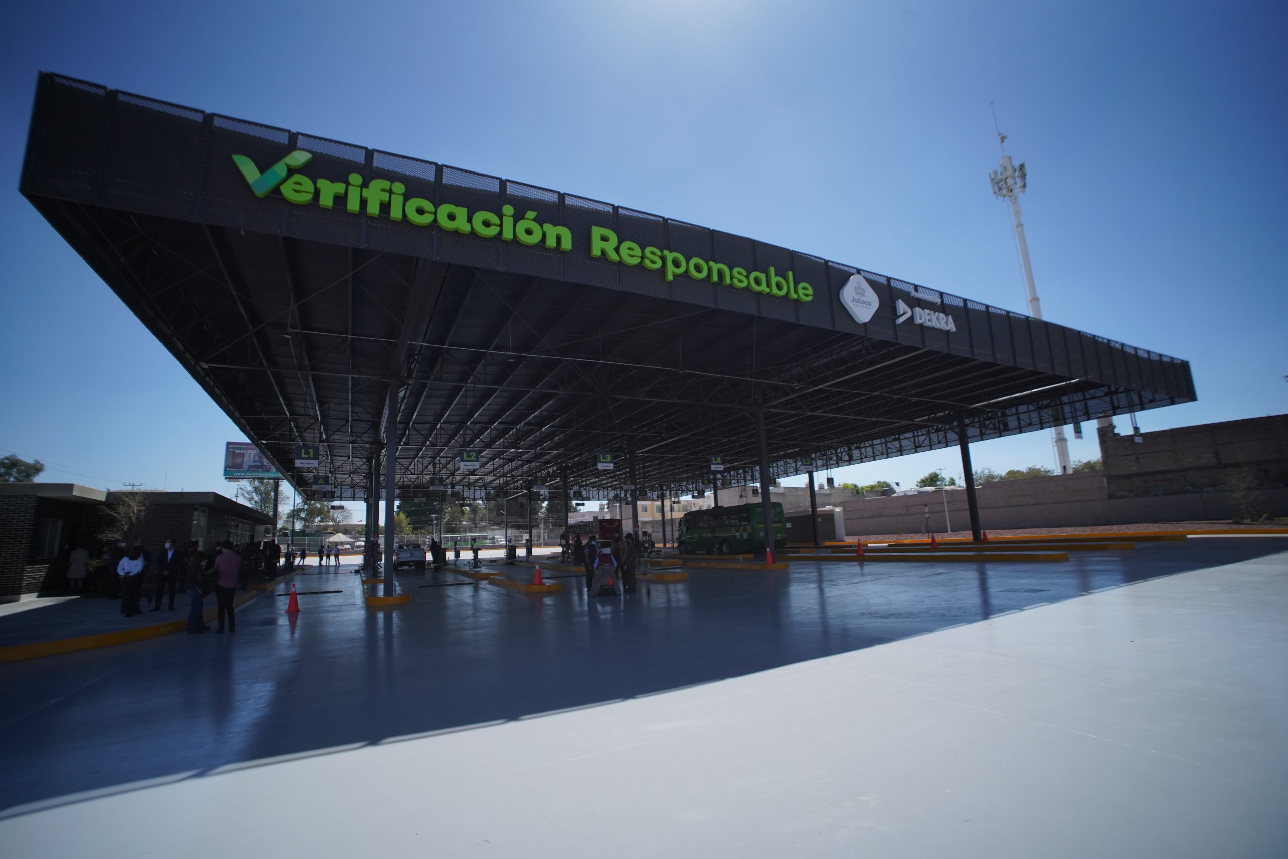 DEKRA abre su primera estación de inspección vehicular en México