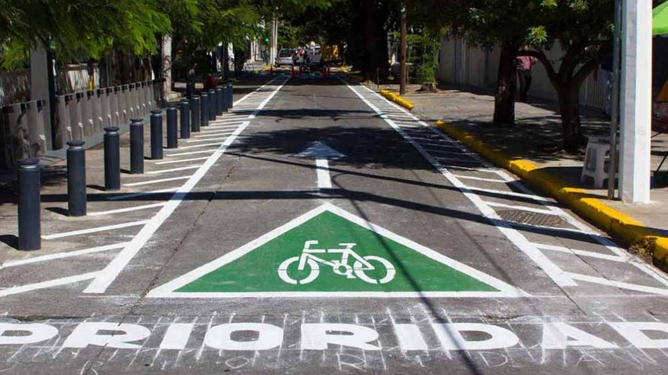 Ciclistas del Edomex podrían ser indemnizados por falta de mantenimiento vial