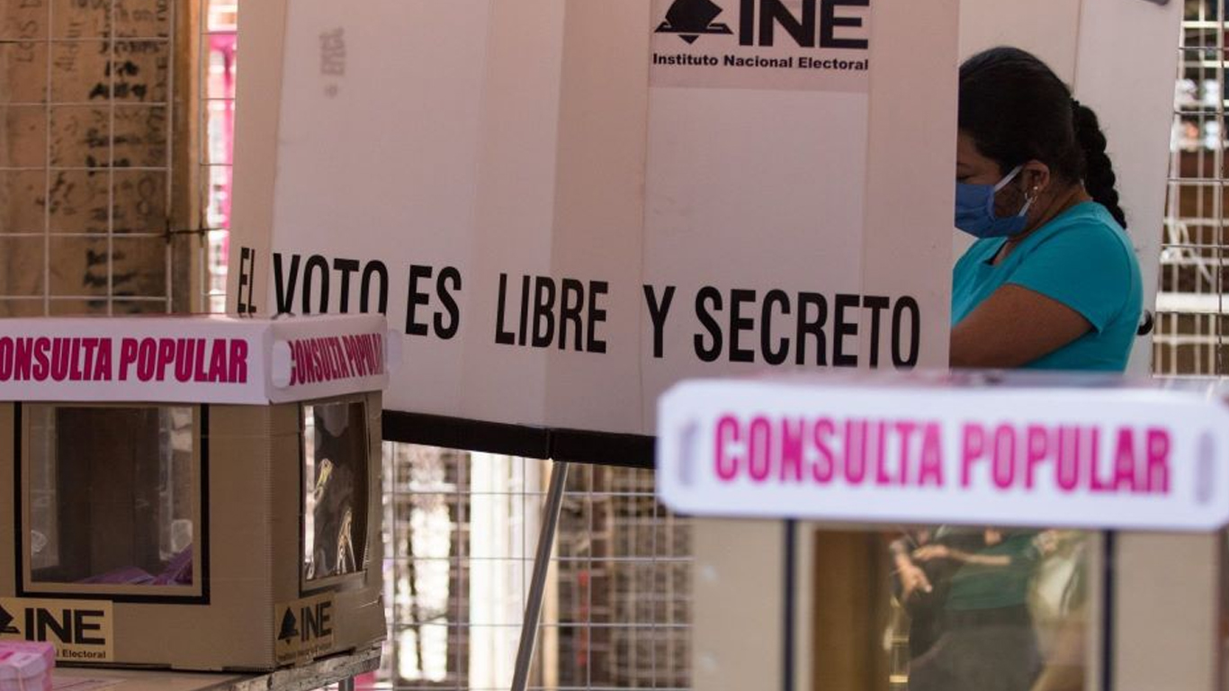 Inicia registro para promover la revocación de mandato presidencial
