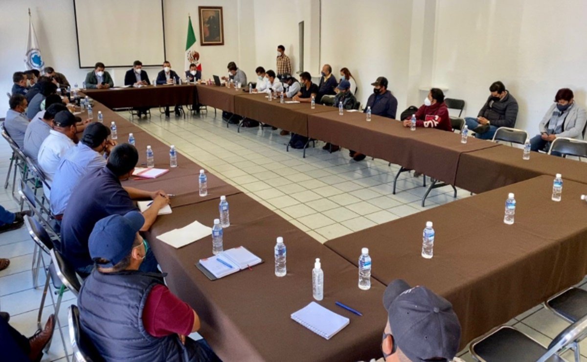 Con diálogo permanente SEGOB resuelve conflictos en municipios de Oaxaca