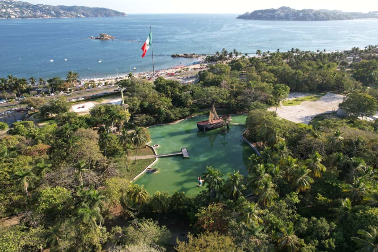 Abre sus puertas el Parque Papagayo en Acapulco