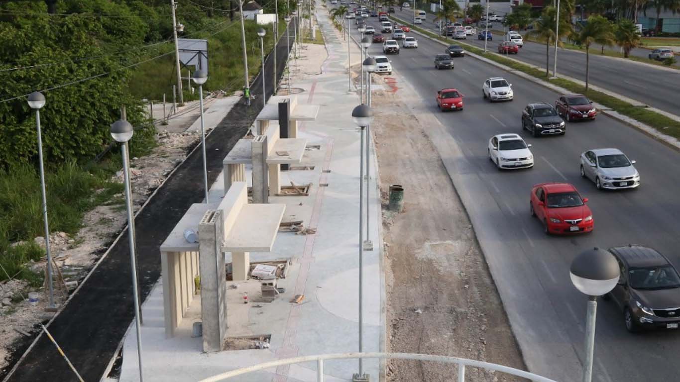 Autoridades establecen convenio para tres obras carreteras en Quintana Roo