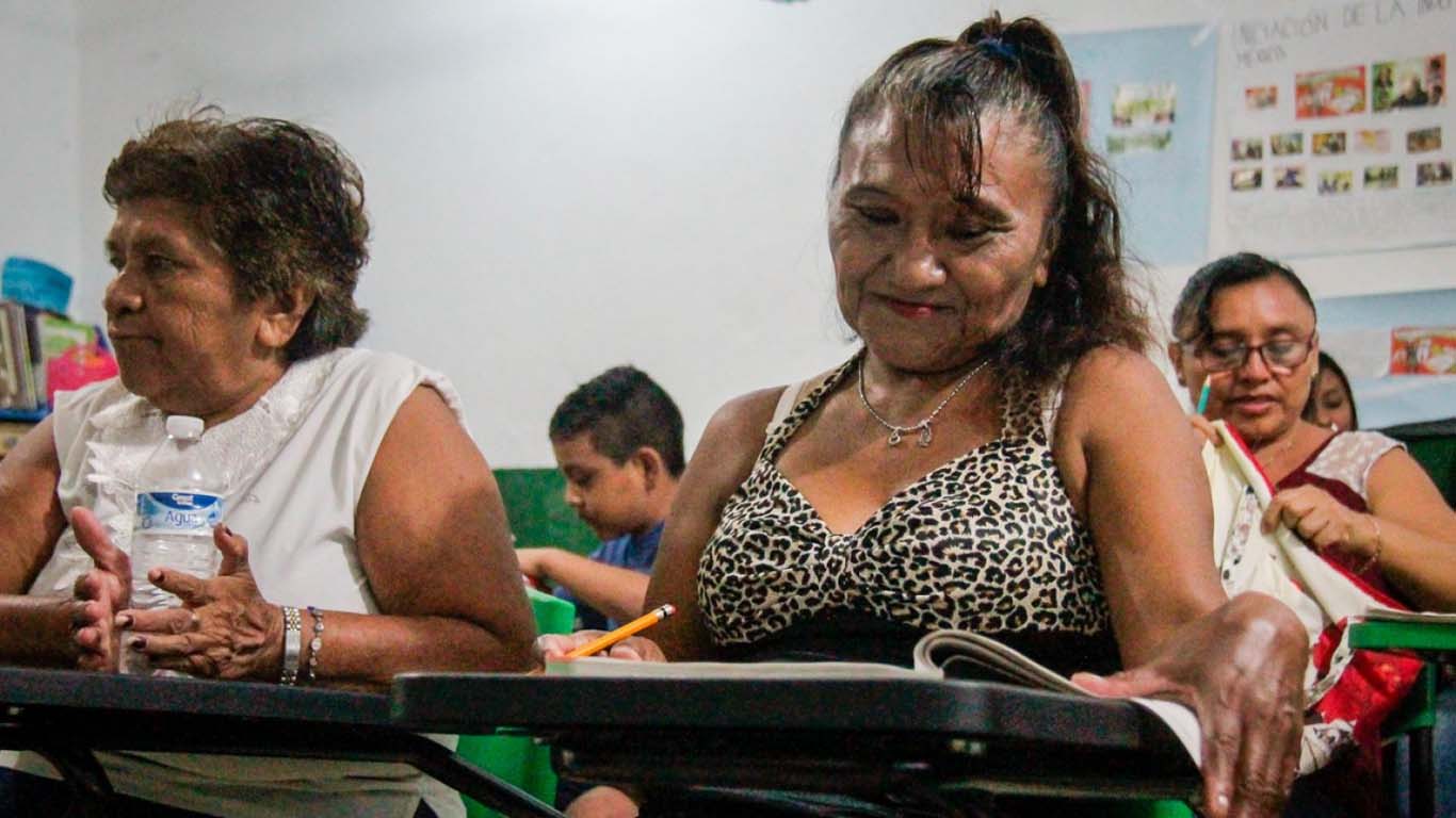 Municipios de Yucatán impulsarán la educación de adultos en la entidad