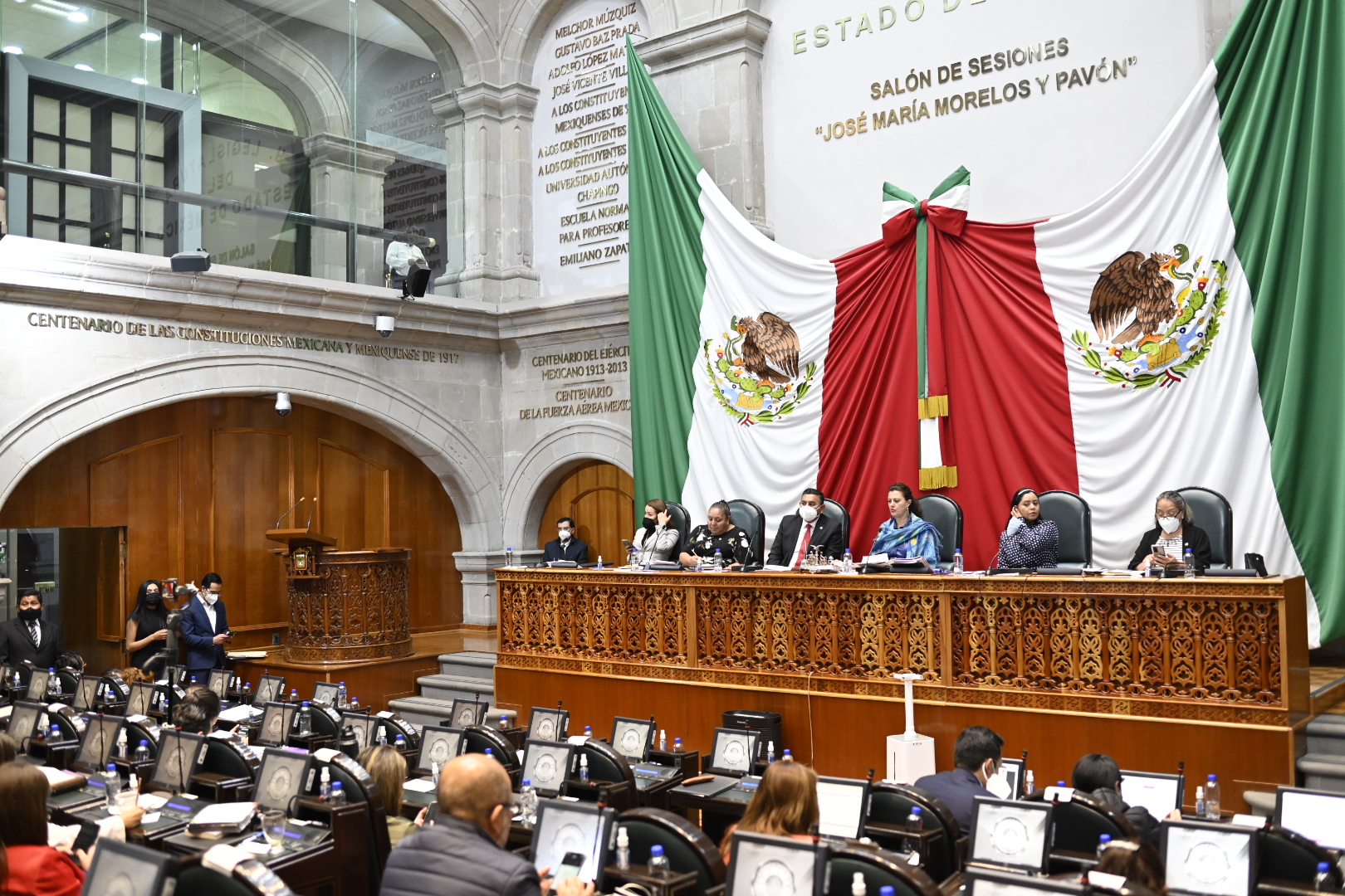 Proponen traducir bandos municipales a lenguas originarias del Estado de México