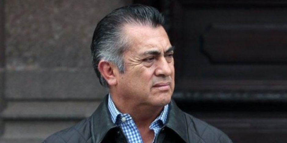 Exgobernador de NL, “El Bronco”, es trasladado a un hospital y equipo legal prepara denuncia