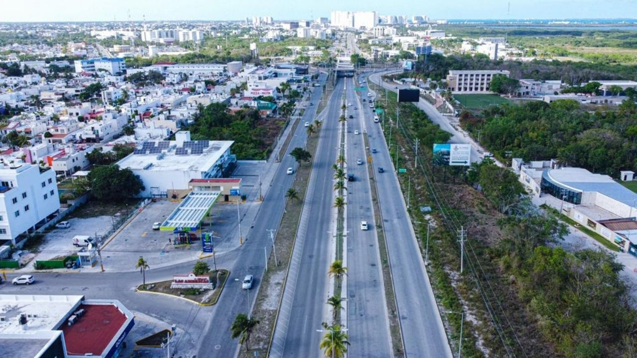 Inversión de mil 328 mdp para infraestructura vial en Quintana Roo