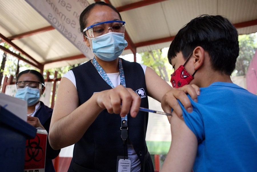 Gobierno de CDMX amplía etapa de vacunación contra Covid-19 para niños de 10 y 11 años