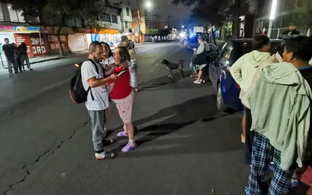 Se reportan tres personas fallecidas por temblor de 6.9 grados