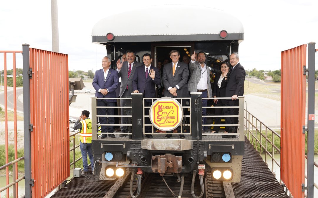 Inicia construcción del segundo puente ferroviario entre los dos “Laredos”