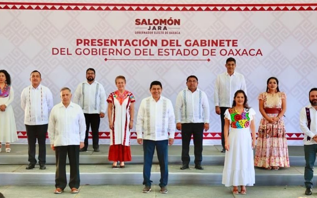 Salomón Jara presenta a los integrantes de su gabinete