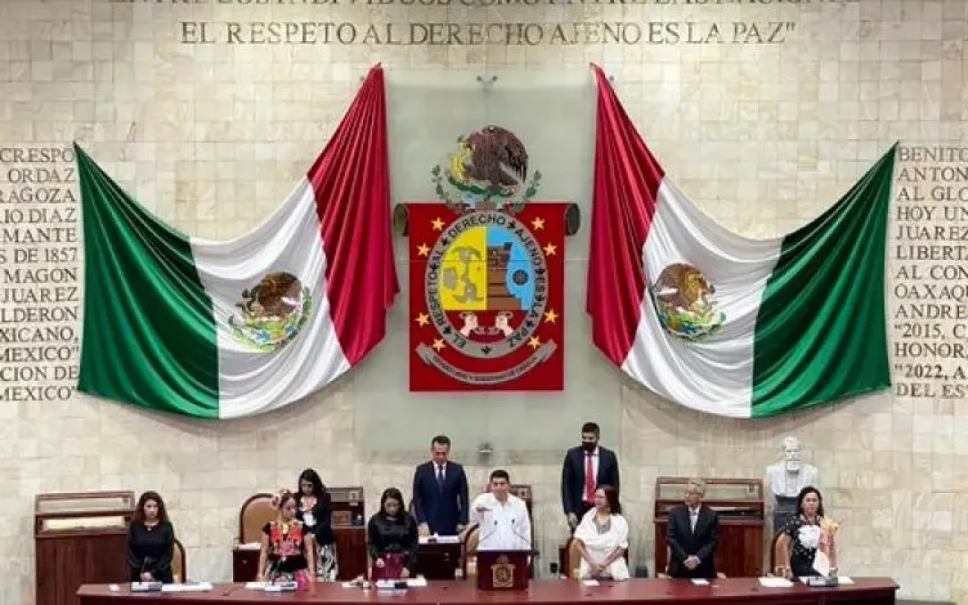Salomón Jara rinde protesta como gobernador de Oaxaca