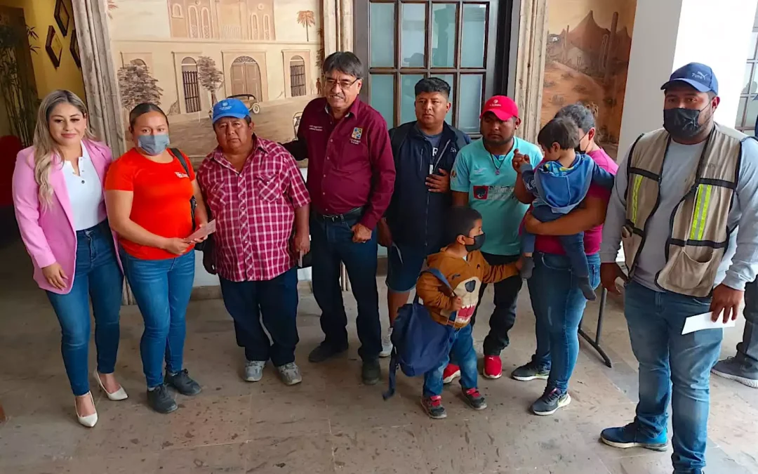 Administración de Los Cabos entrega apoyos a afectados por el incendio en San José del Cabo