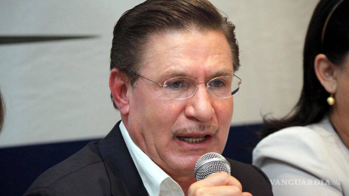 Ex gobernador de Durango, José Rosas Aispuro, es vinculado a proceso por agredir a periodista