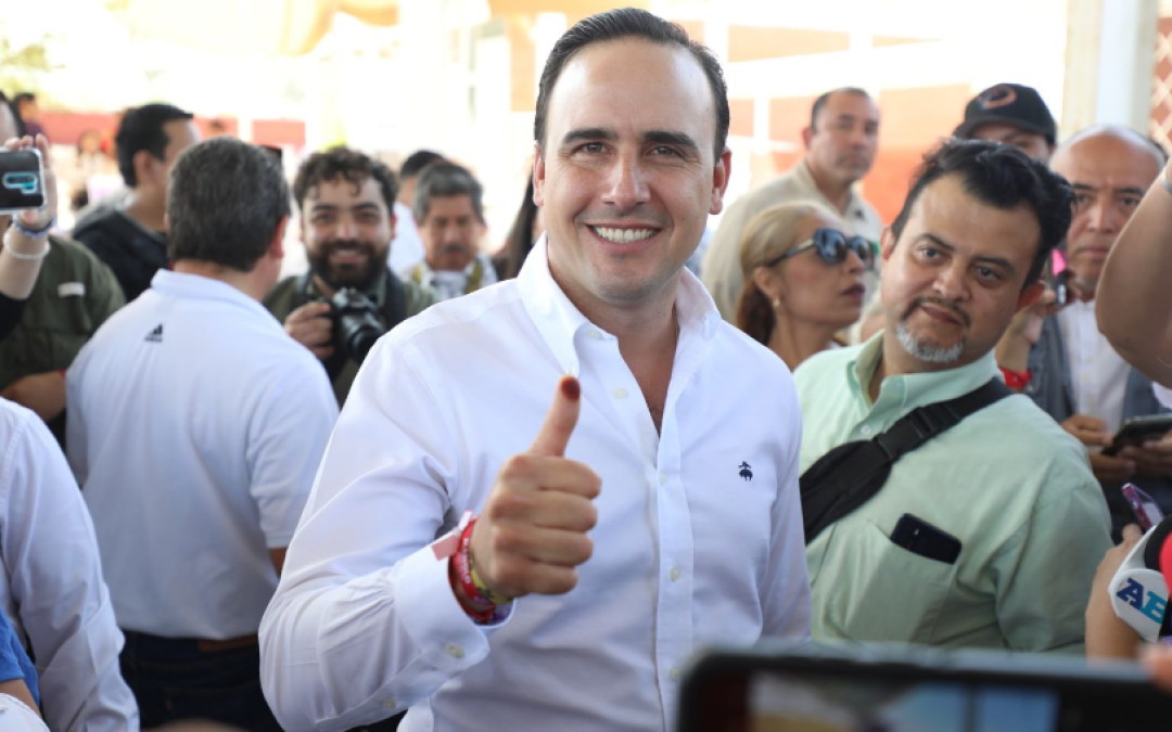 En Coahuila, candidatos a la gubernatura acuden a votar
