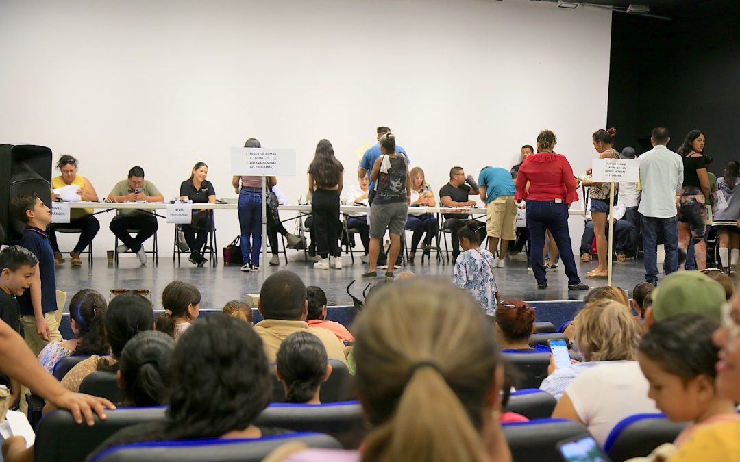 Gobierno de Los Cabos cumple con el pago de apoyos económicos a 4 mil 487 estudiantes