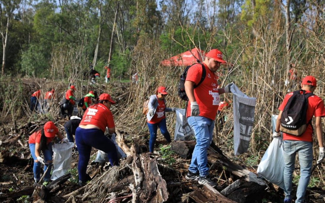 Industria Mexicana de Coca-Cola trabaja con gobiernos locales en jornadas de limpieza