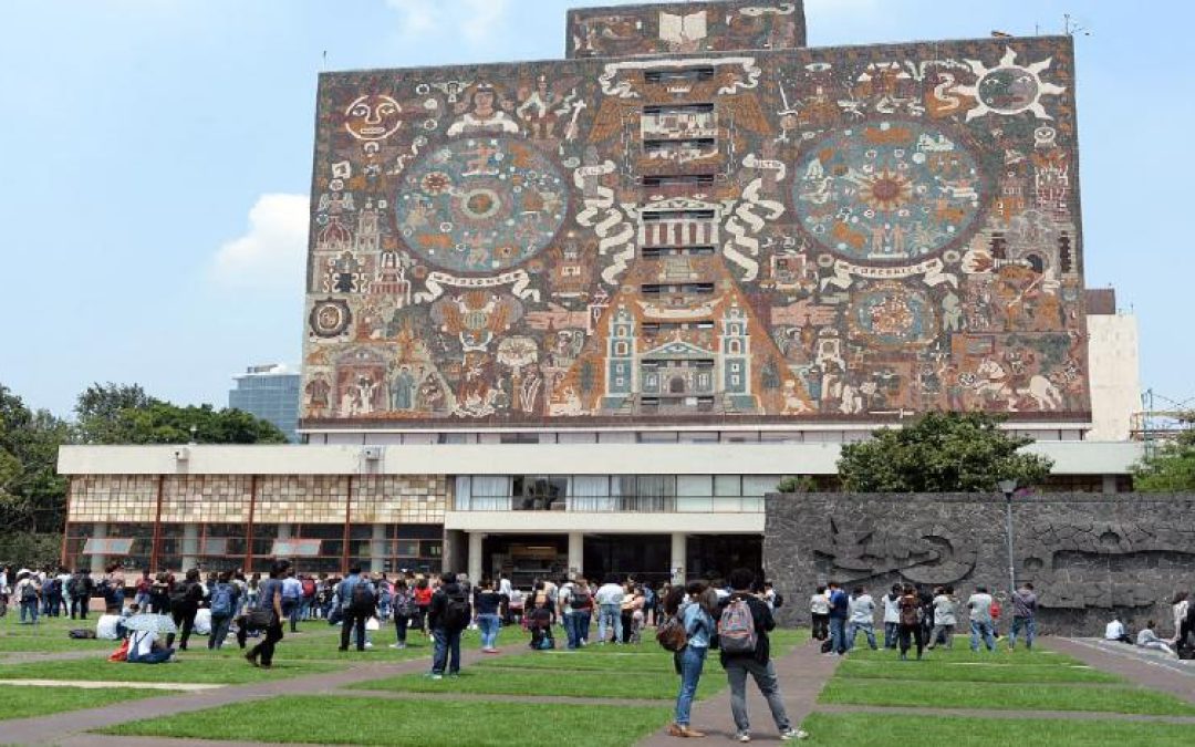 Las personas con licenciatura ganan 85% más que una persona con bachillerato: IMCO