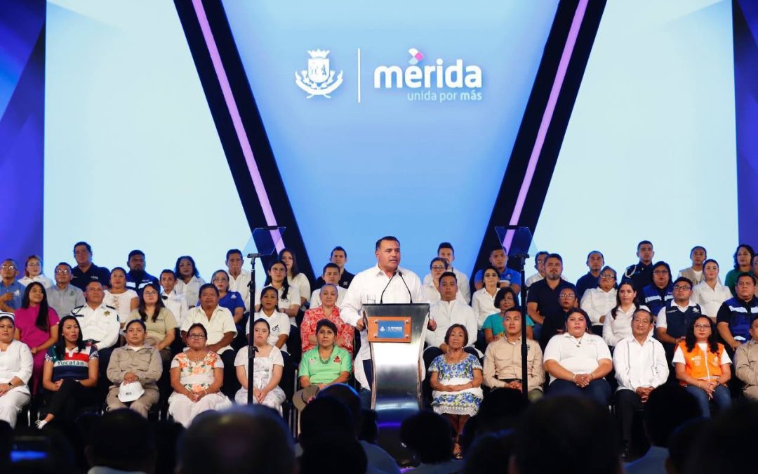 Renán Barrera Concha, alcalde de Mérida, rinde su II Informe de Gobierno
