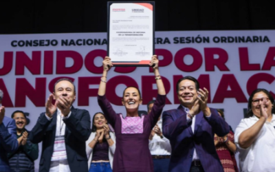 Rumbo a 2024, Claudia Sheinbaum recibe constancia como Coordinadora de la Defensa de la 4T