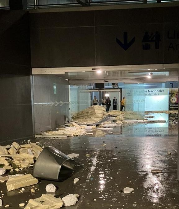 Suspende operaciones Aeropuerto Internacional de Acapulco por afectaciones de huracán Otis