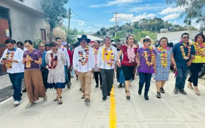 Inauguran camino artesanal en la colonia Solidaridad, Oaxaca