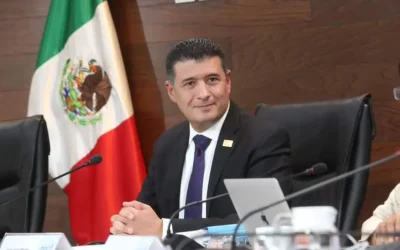 Adrián Alcalá Méndez se convierte en el nuevo presidente del Inai