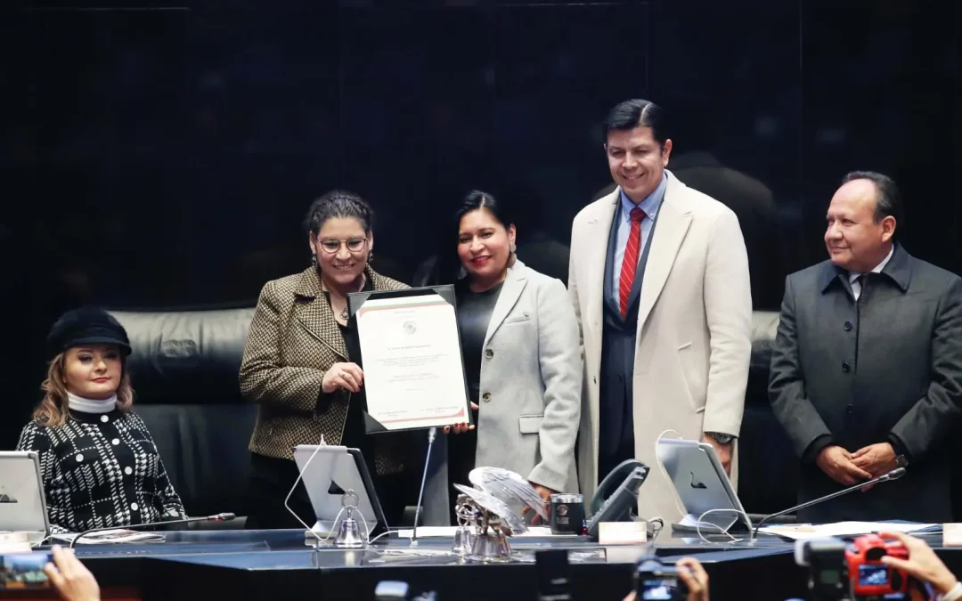 Lenia Batres rinde protesta como la nueva ministra de SCJN