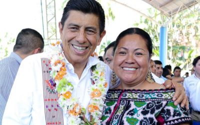 En Oaxaca, impulsan desarrollo con educación, salud y apoyo al campo