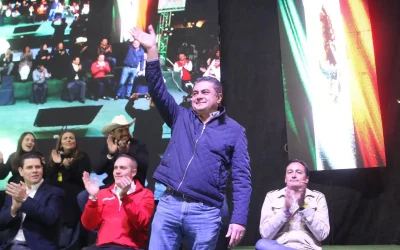 Espinoza Cházaro renuncia al PRD por desacuerdos políticos con Jesús Zambrano