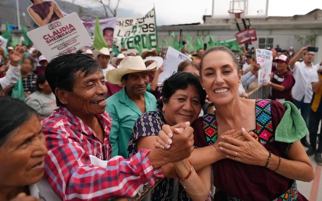 AMLO rechaza que Sheinbaum corra peligro en sus giras después de que la interceptaran en Chiapas