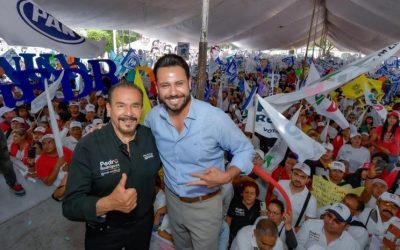 Pedro Rodríguez Villegas cierra su campaña ante miles de simpatizantes
