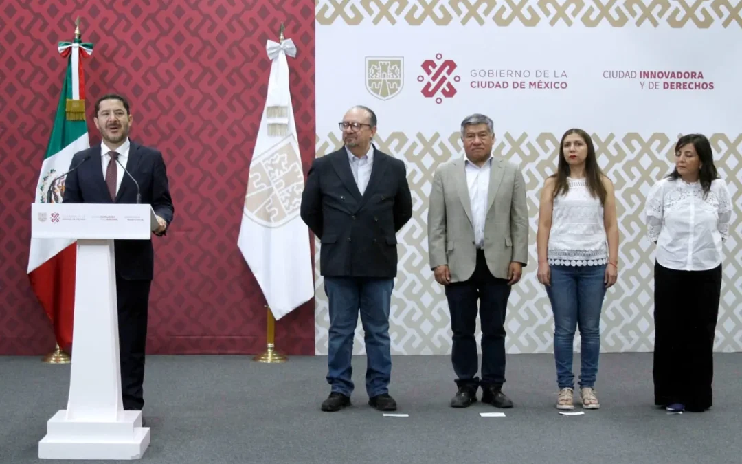 Retiran campamento indígena de la calle Roma, en CDMX, luego de la entrega de 43 viviendas