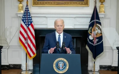 Joe Biden firma orden ejecutiva para el cierre de la frontera con México
