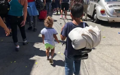Activistas presentan Manual para los Migrantes