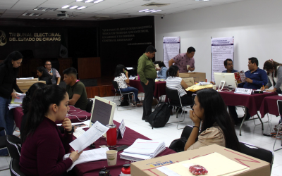 Bajo clima de violencia, se realizan elecciones extraordinarias en Chiapas
