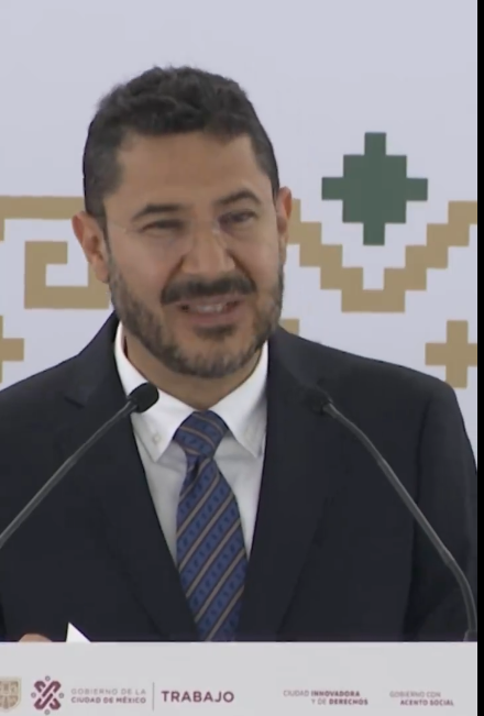 Gobierno de la CDMX publica reforma constitucional para proteger la propiedad pública, privada y social