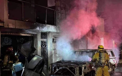 Incendian auto del presidente municipal de Tecate, Darío Benítez