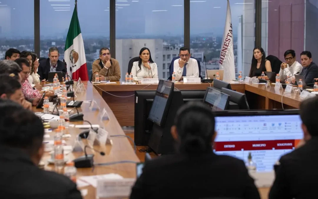 Ariadna Montiel se reúne con los 32 delegados estatales de Bienestar