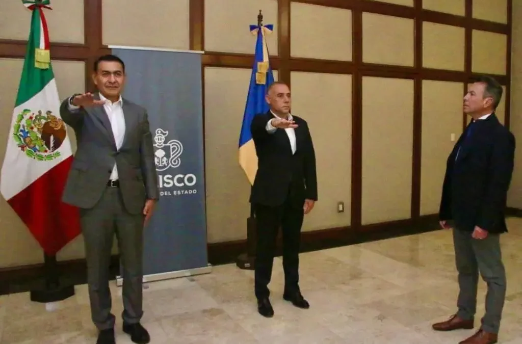 Pablo Lemus rinde protesta como gobernador de Jalisco, Zamora y Esquer se incorporan a su equipo