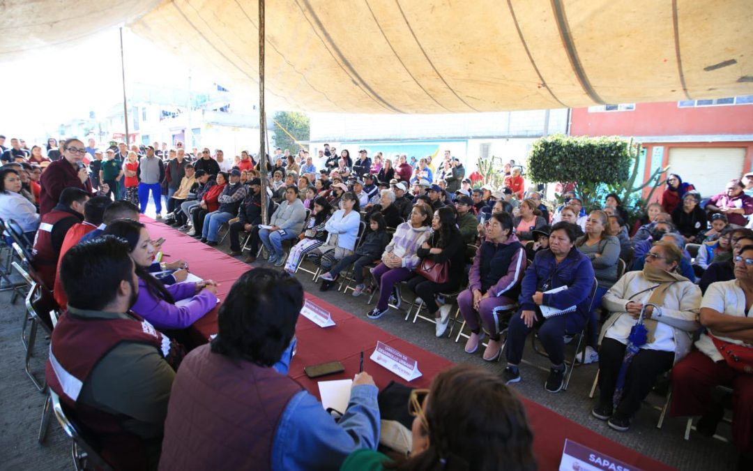 Azucena Cisneros destaca audiencias ciudadanas