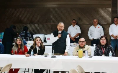 Matamoros otorga becas a trabajadores de maquiladoras para continuar sus estudios