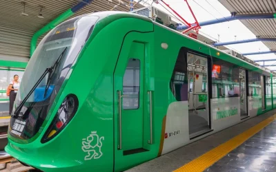 NL recibe 22 nuevos trenes para modernizar el transporte público