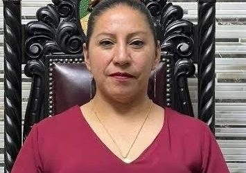 Piden destitución de la alcaldesa de Capulhuac acusada de agresión física